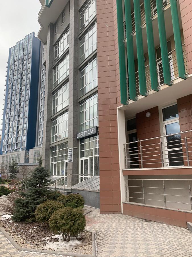 Comfortable Apartments French Quarter Акумулятори Світло Інтернет Завжди キエフ エクステリア 写真